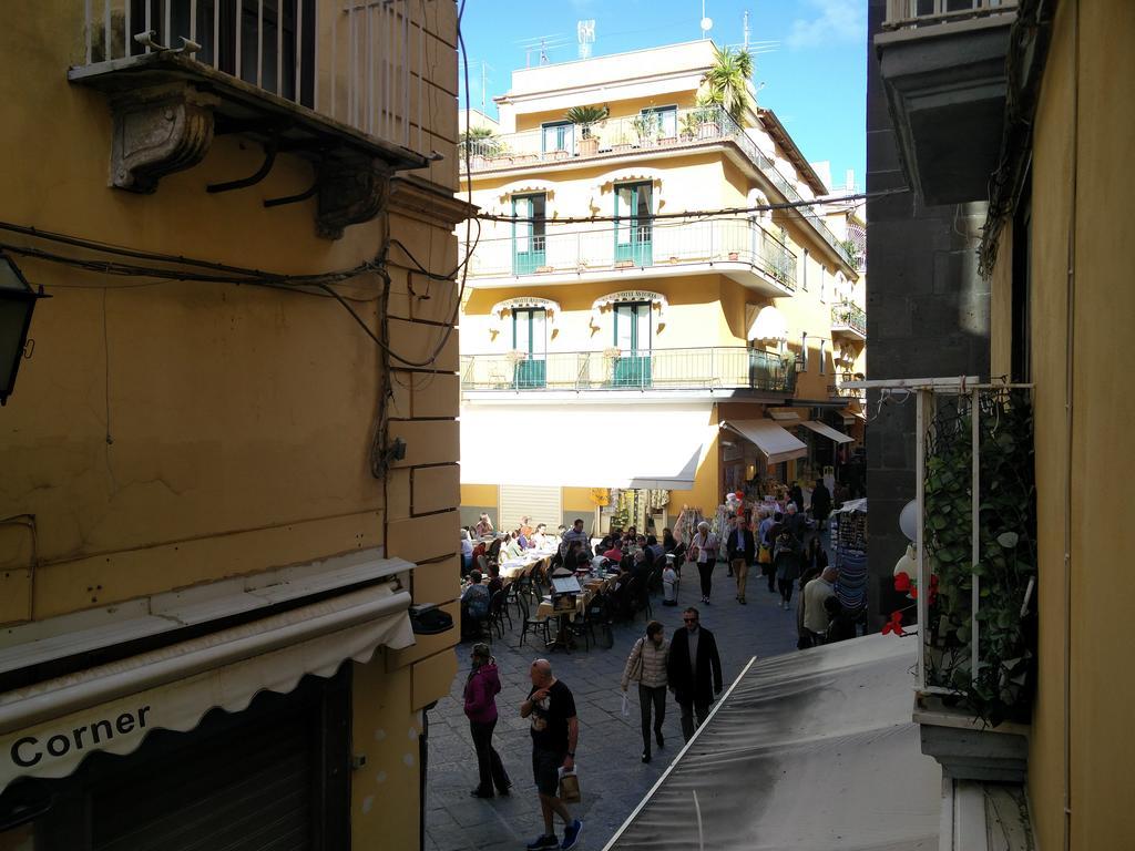 Sedil Dominova Apartment Sorrento Exterior photo